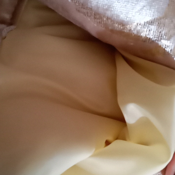 Tree Skirt - Picture 4 of 9